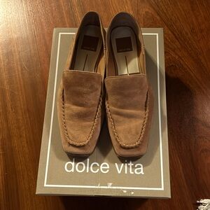 Dolce Vita Beny Flats (this season).